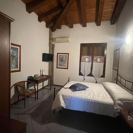 Hotel La Divina Sant'Agata Bolognese Exterior foto
